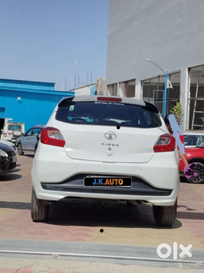 Tata Tiago 1.2 Revotron Xt (o), 2023, Petrol