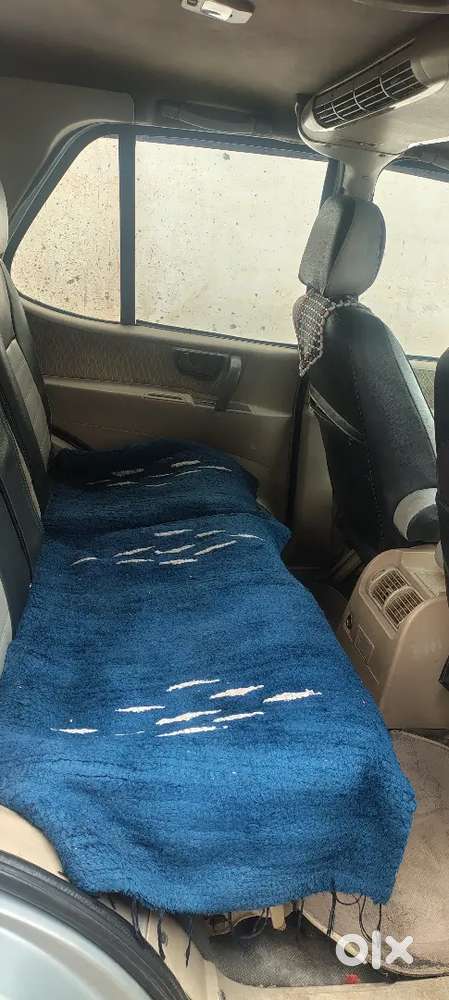 Tata Safari Storme 2008 Diesel 110000 Km Driven