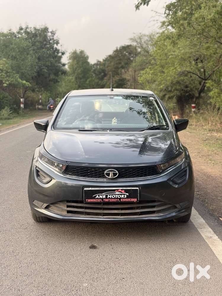 Tata Altroz 1.2 Xe, 2020, Petrol