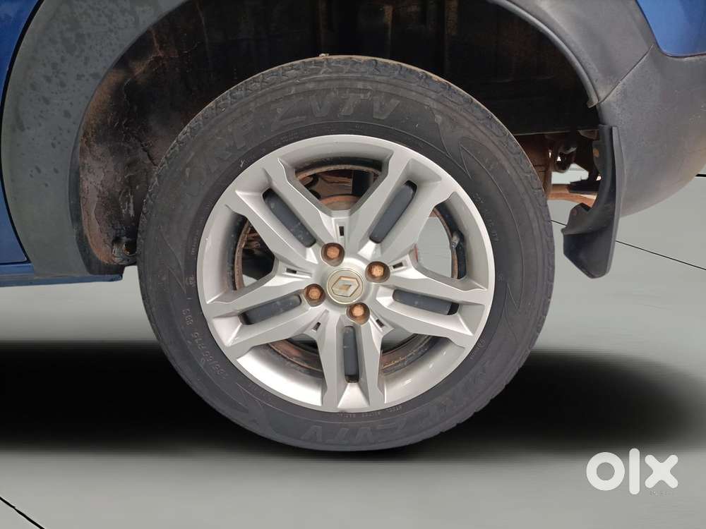 Renault Triber Rxz Easy-r Amt, 2023, Petrol