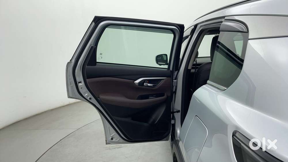 Maruti Suzuki Grand Vitara 1.5 Alpha Smart Hybrid Allgrip, 2023, Pet..