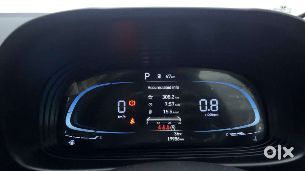 Hyundai Venue 1.0 Sx (o) Turbo Dct, 2023, Petrol