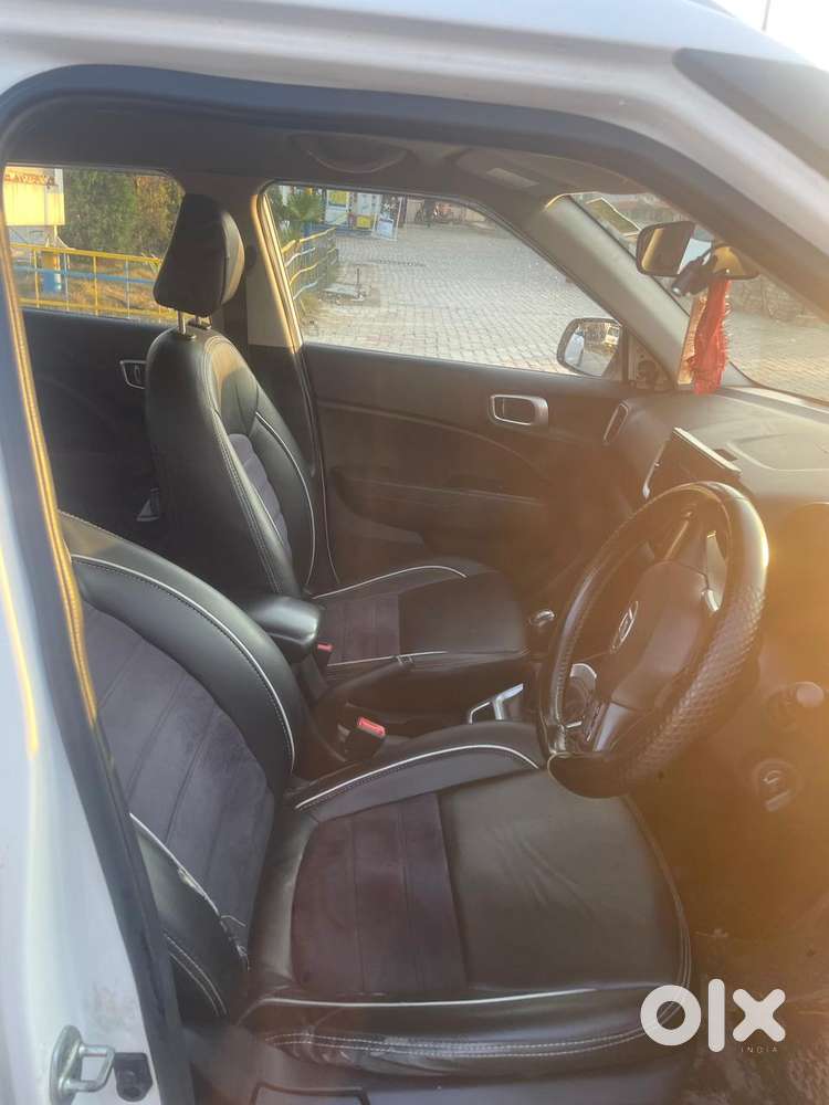 Hyundai Venue S Turbo, 2021, Petrol