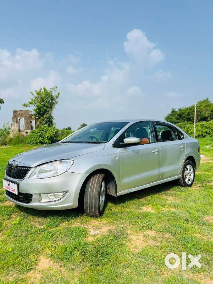 Skoda Rapid Elegance 1.6 Tdi Cr Manual, 2013, Diesel