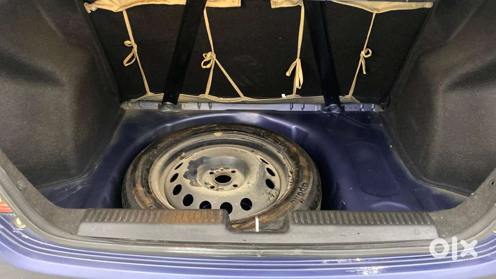Maruti Suzuki Swift Dzire 1.2 Vxi Bsiv, 2017, Petrol