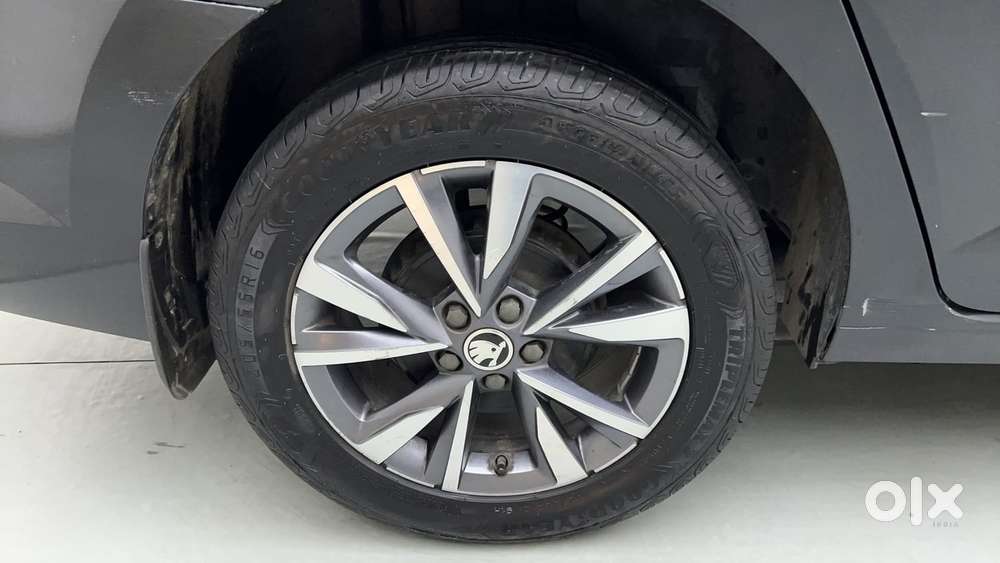 Skoda Slavia Style 1.5l Tsi Dsg, 2022, Petrol