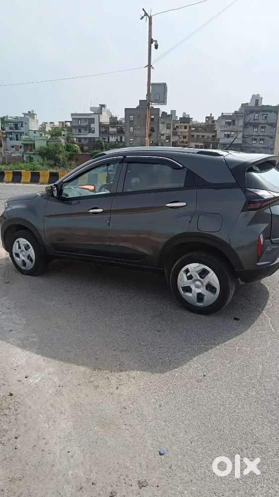 Tata Nexon Smart Plus 2025