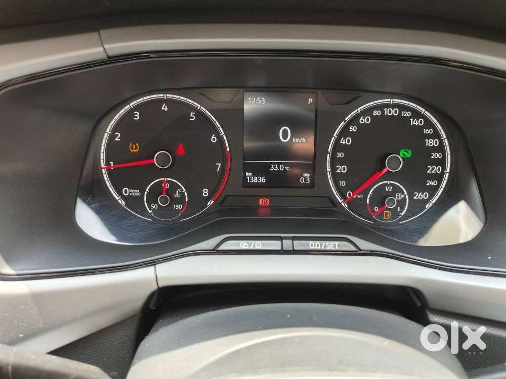 Volkswagen Taigun 1.0 Tsi Highline At, 2022, Petrol