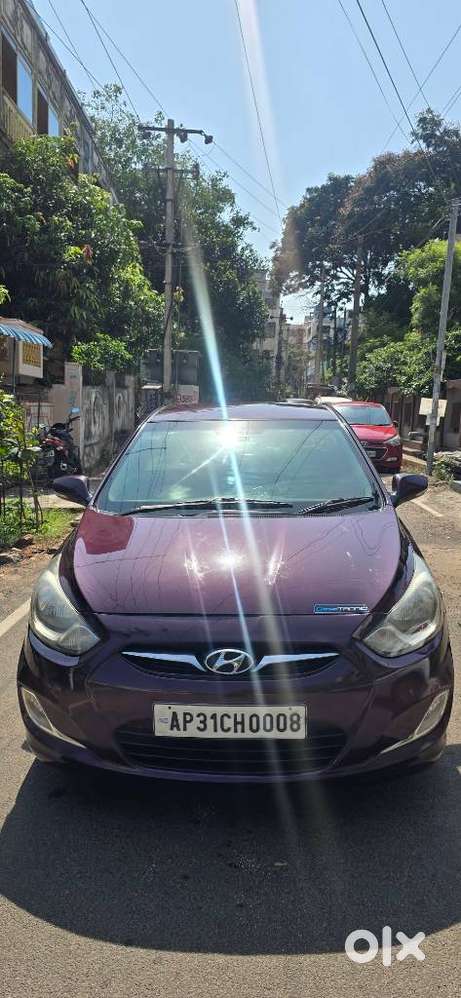 Hyundai Verna Transform 1.5 Sx Crdi, 2013, Diesel