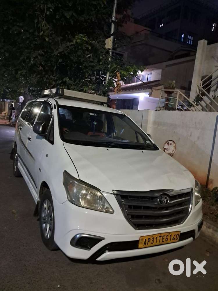 Toyota Innova Diesel 2015
