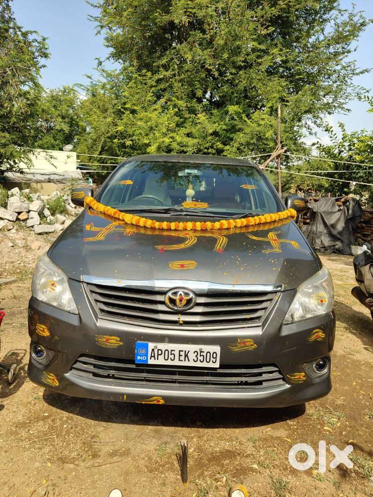Toyota Innova 2012 Diesel