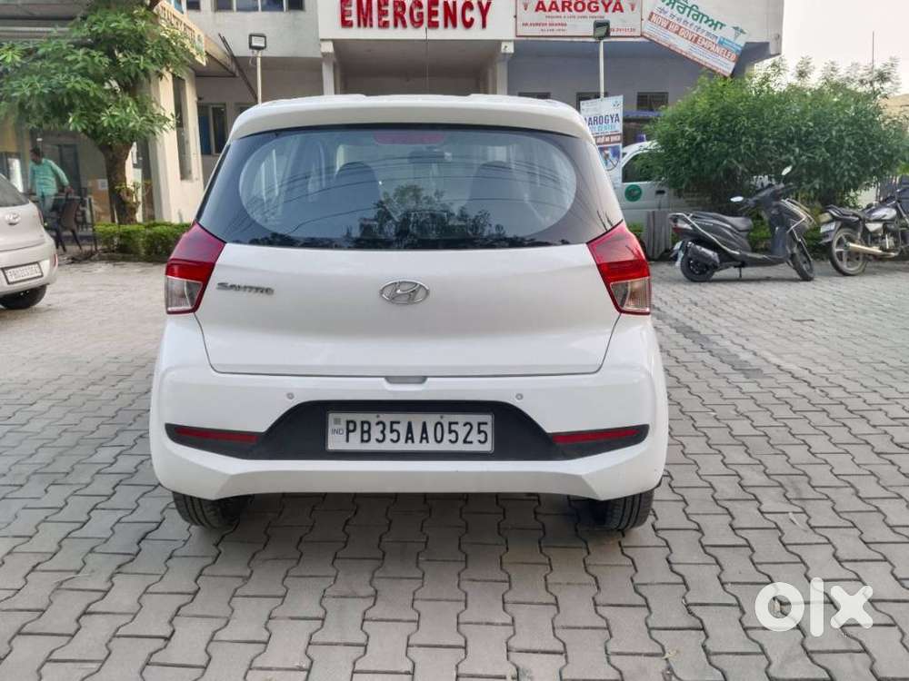 Hyundai Santro Asta, 2022, Petrol