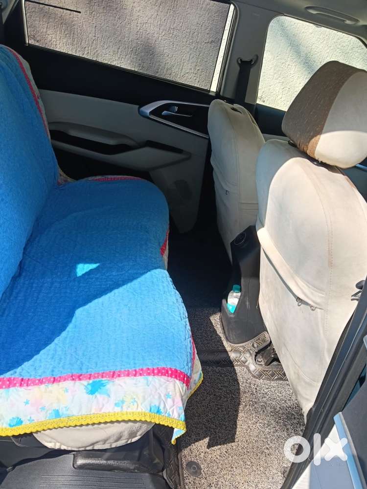 Kia Carens 2024 Petrol Well Maintained