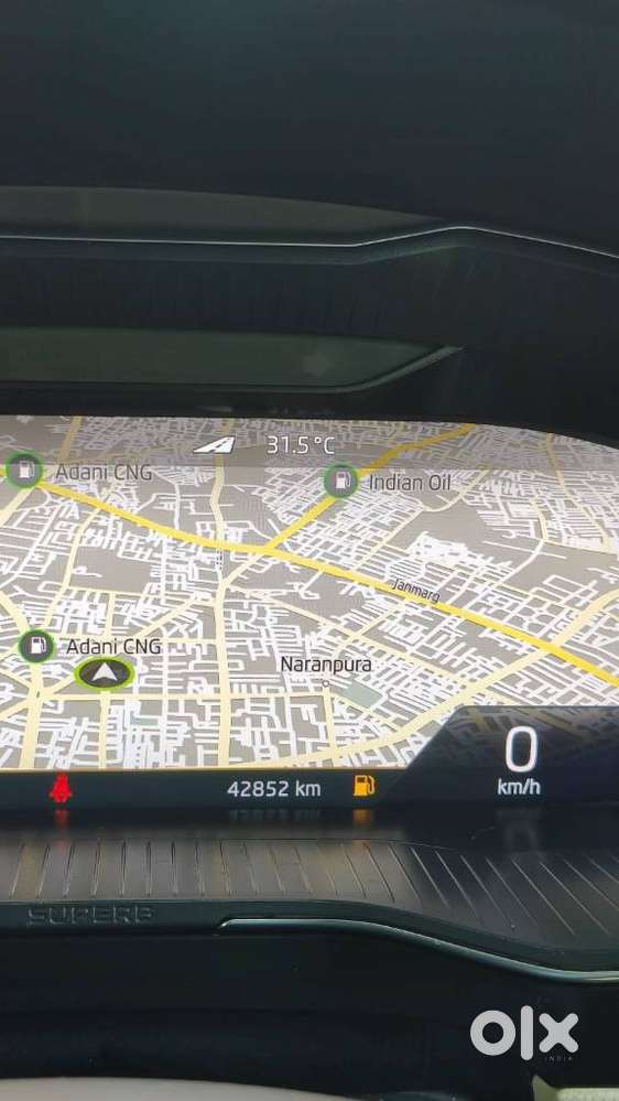 Skoda Superb 2.0 L&k Tsi At, 2022, Petrol