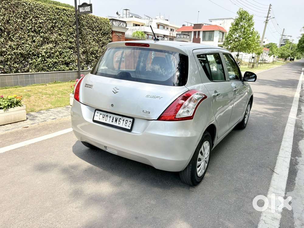 Maruti Suzuki Swift Lxi Option, 2012, Petrol
