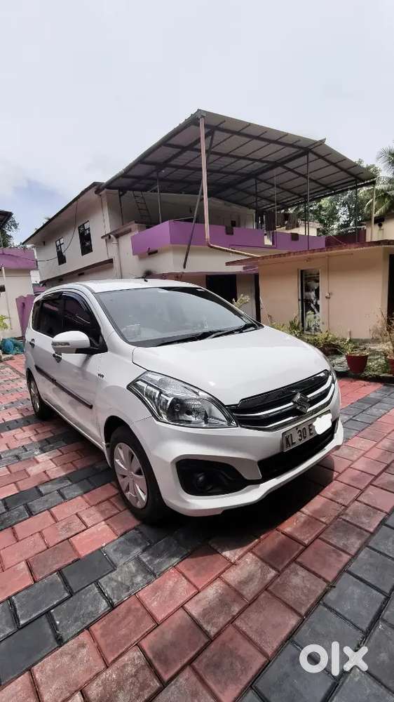 Maruti Suzuki Ertiga 2016 Vxi Petrol Manual
