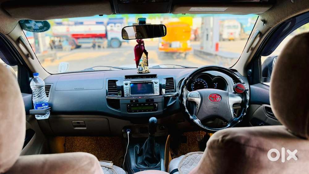 Toyota Fortuner 2013 Diesel Well Maintained Singal Hand Use New Tyres