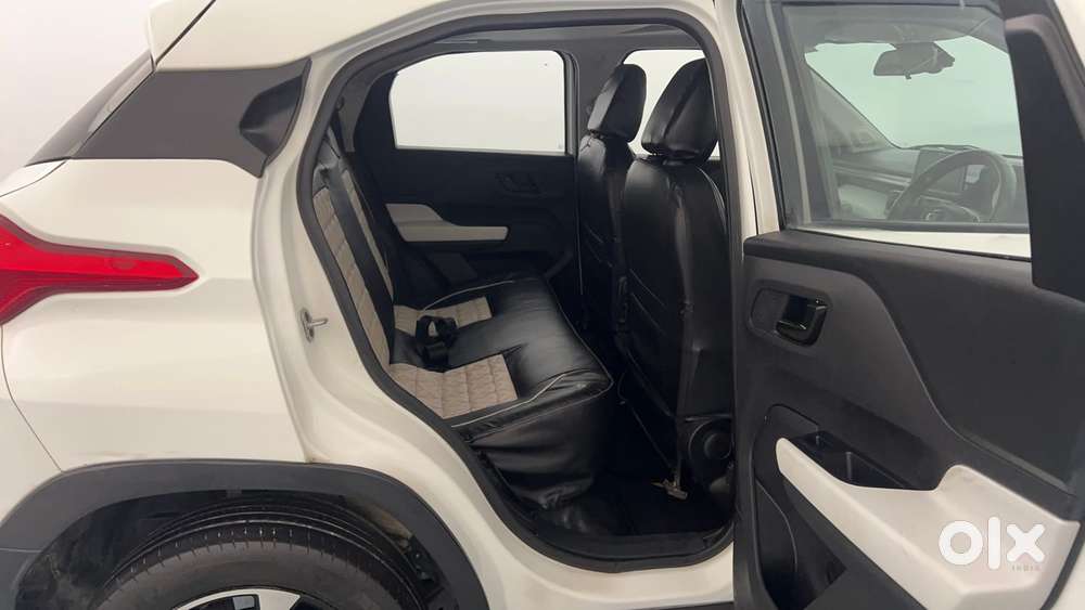 Tata Punch Accomplished Dazzle Sunroof Cng, 2024, Cng & Hybrids