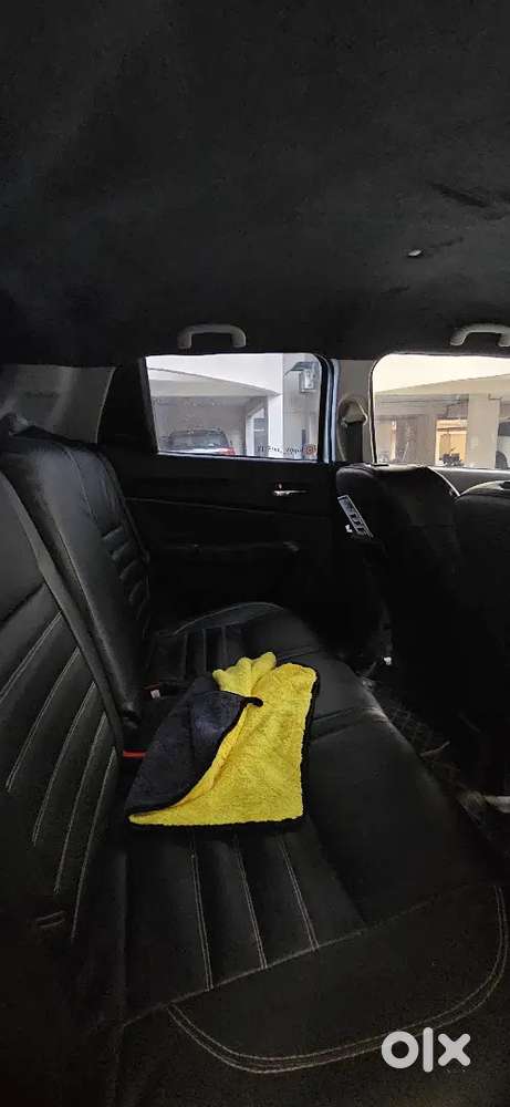 Maruti Swift 1.3 Zxi 2025