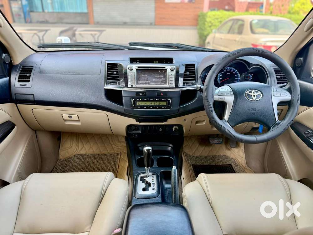 Toyota Fortuner 4x2 At, 2015, Diesel