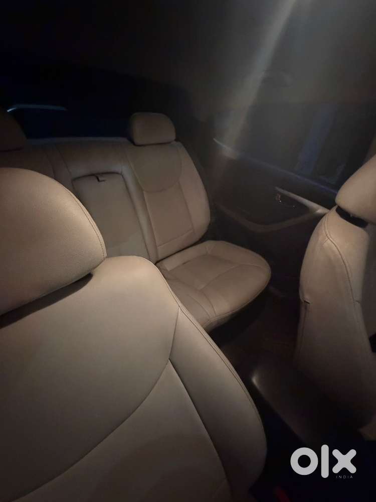 Hyundai Elantra Petrol 2016