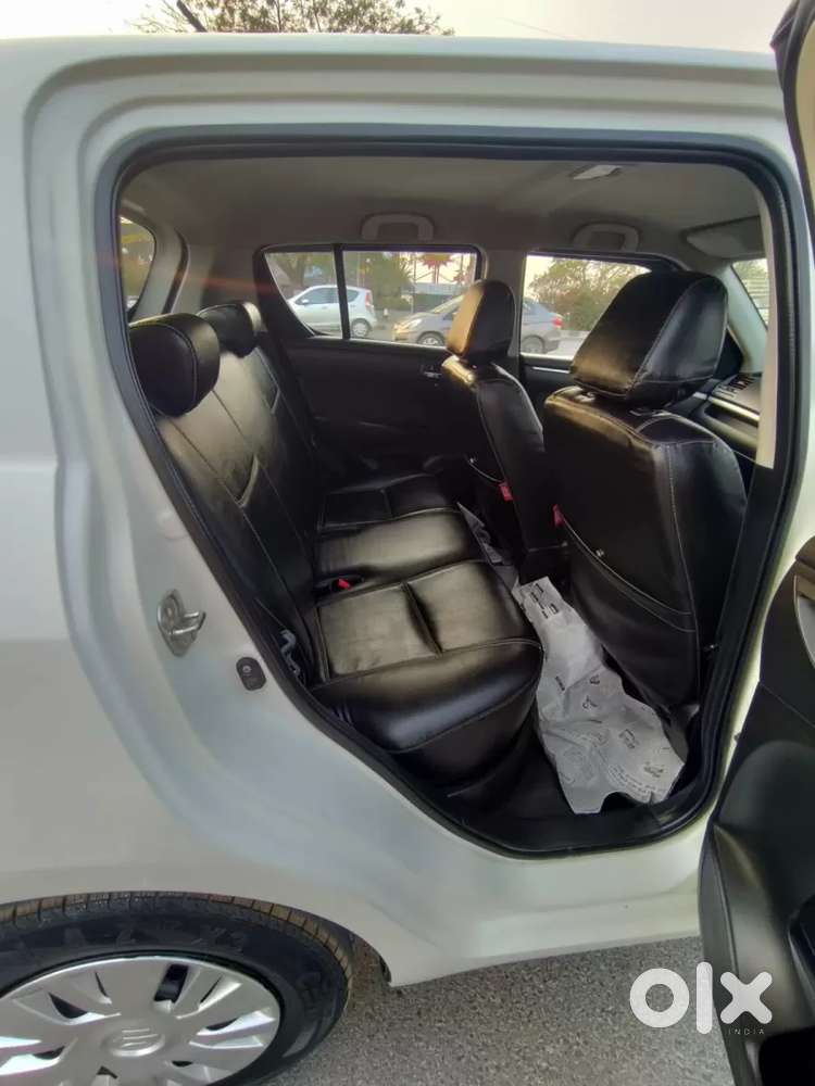 Maruti Suzuki Swift Vxi, 2012, Petrol