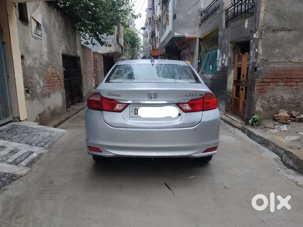 Honda City 2016 Petrol/cng, Automatic ,2nd Owner 99000 Km Driven