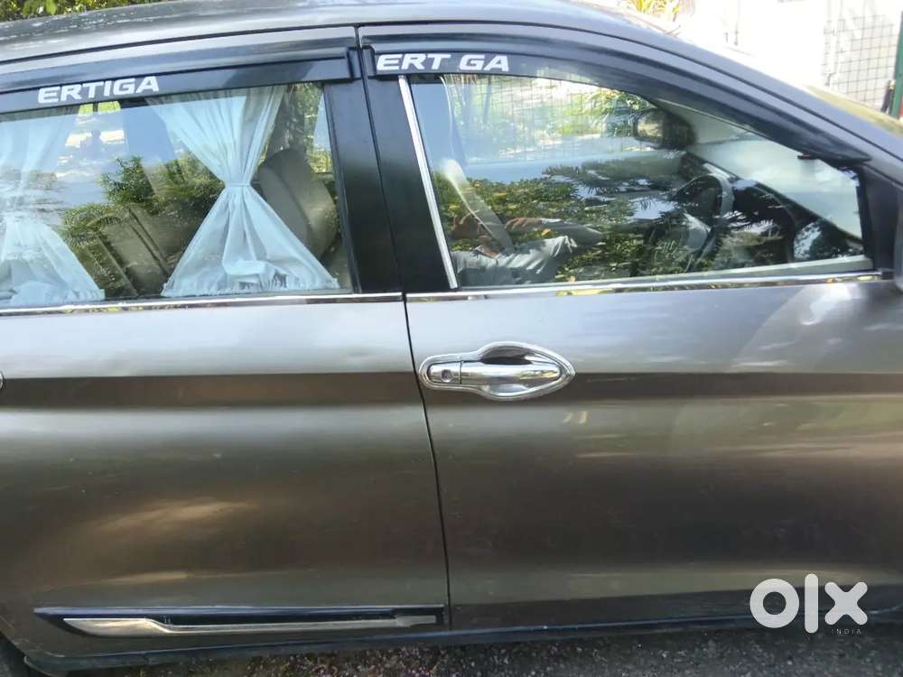 Charon Tyre Naye Hain 15 Din Purane