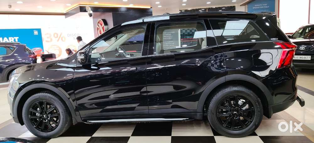 Mahindra Xuv700 2.0 Ax 7 Petrol At Luxury Pack Str, 2024, Petrol