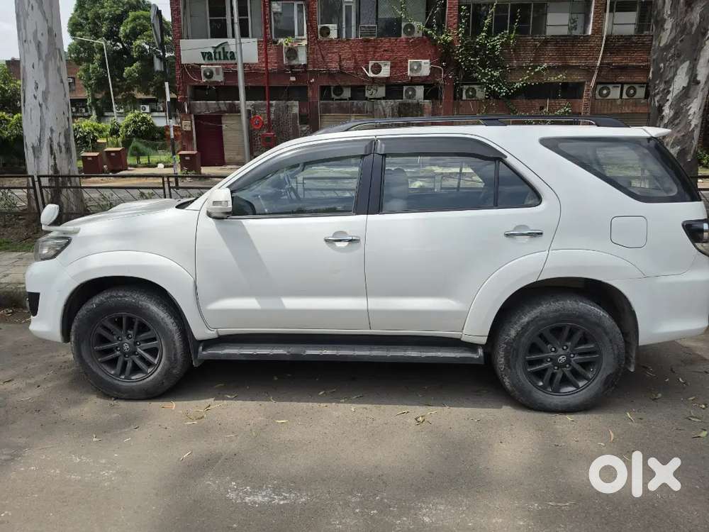 Toyota Fortuner Diesel 2015