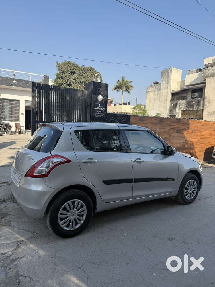 Maruti Suzuki Swift Vxi Optional, 2017, Petrol