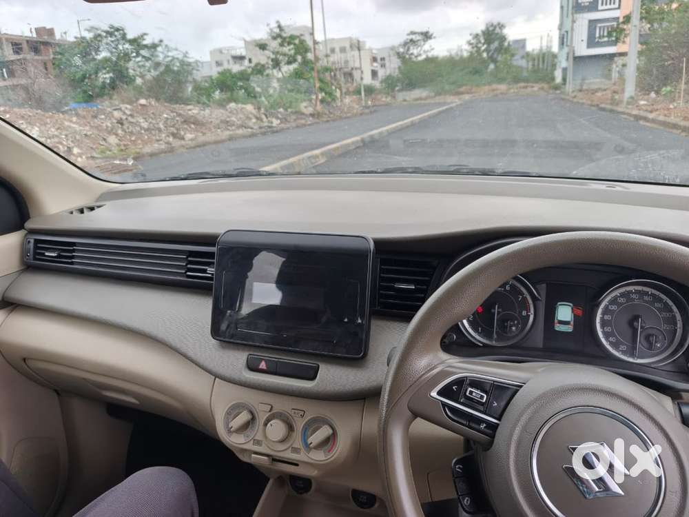 Maruti Ertiga 2024 Vxi