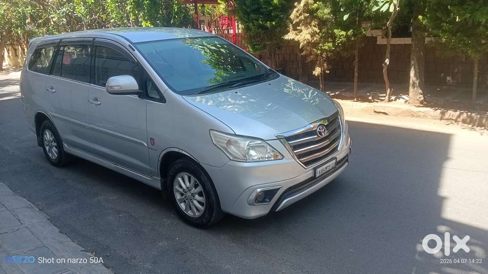 Toyota Innova 2.5 V 7 Str, 2013, Diesel