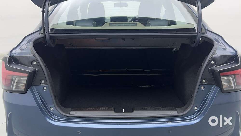 Maruti Suzuki Dzire 1.2 Zxi Plus, 2025, Petrol