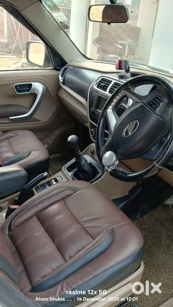 Mahindra Tuv 300 2017