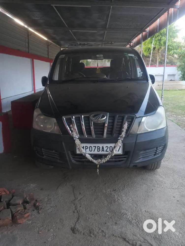 Mahindra Xylo 2010