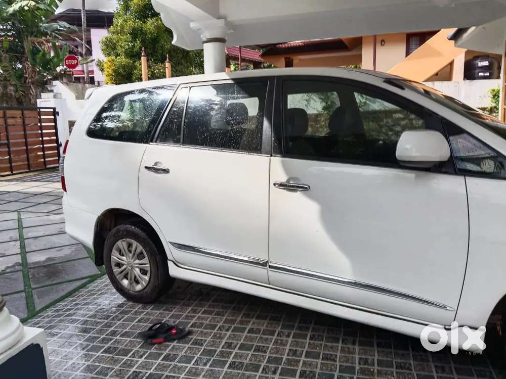 Toyota Innova Diesel 2014