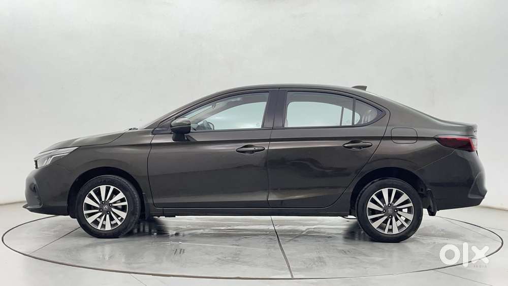 Honda City 1.5 V Mt, 2023, Petrol