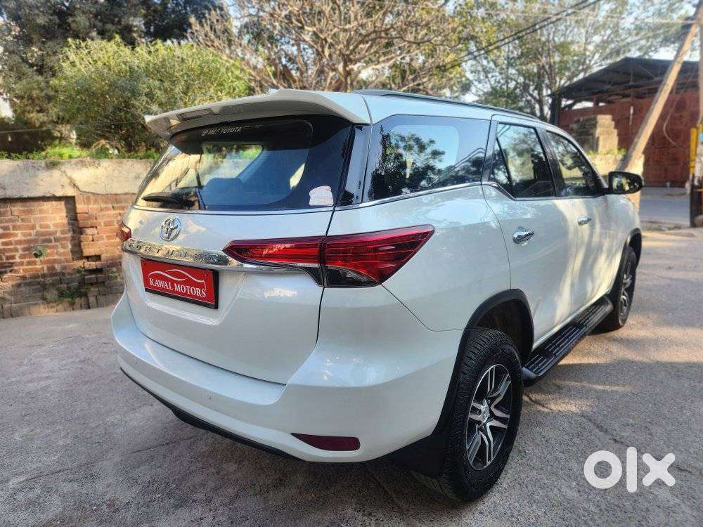 Toyota Fortuner 4x2 At 2.8 Diesel, 2018, Diesel