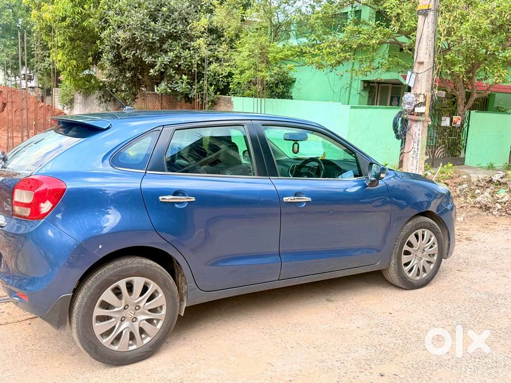 Maruti Suzuki Baleno 2017 Showroom Track