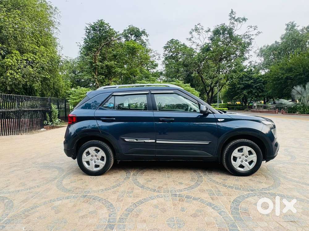 Hyundai Venue S 1.2 Petrol, 2021, Petrol
