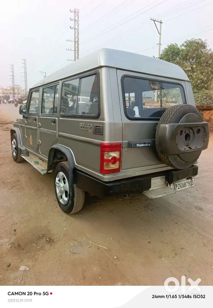 Bolero Xl 10 Seater 
Rc Valid :sep-2031