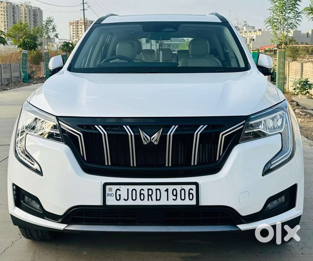Mahindra Xuv700 2.2 Ax 7 Diesel Mt Luxury Pack Str, 2025, Diesel