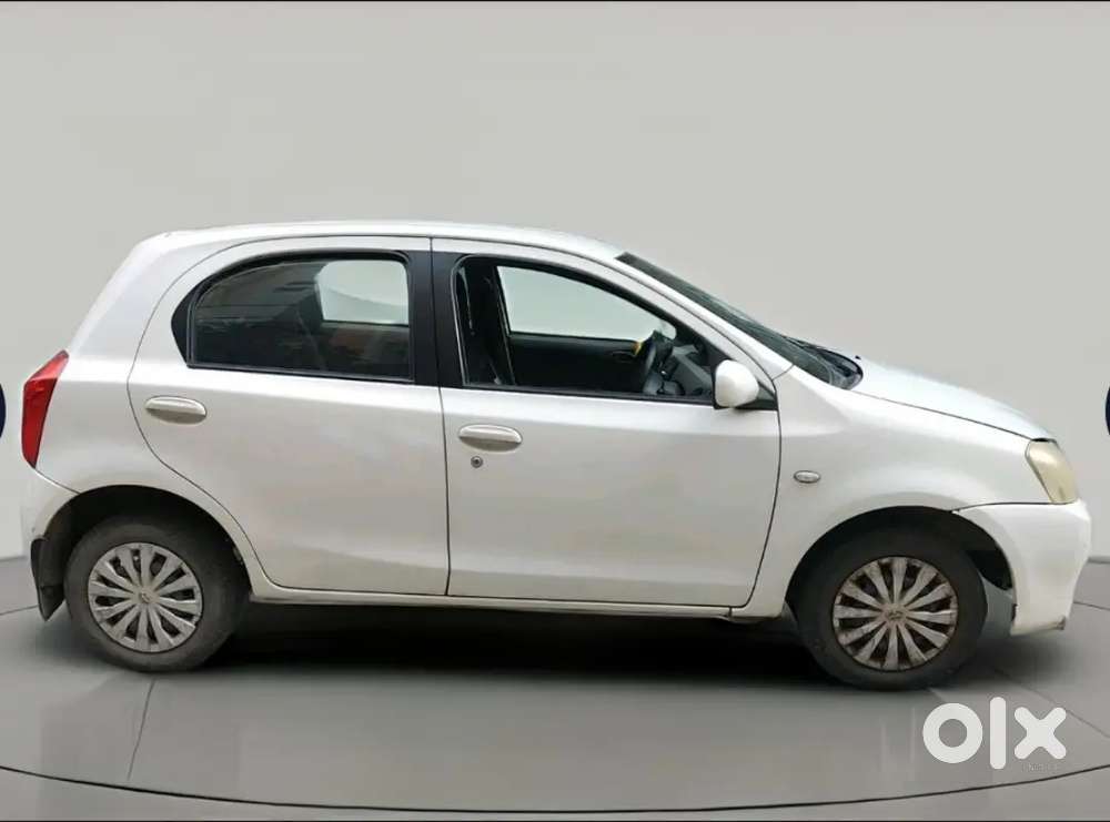 Toyota Etios Liva 2011 Petrol Manual