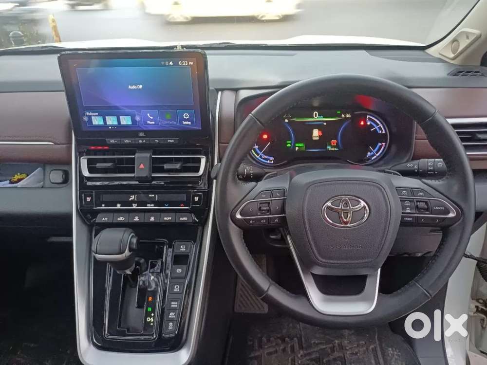 Toyota Innova Hycross 2.0 Zx (o) Hybrid 7 Str, 2024, Petrol