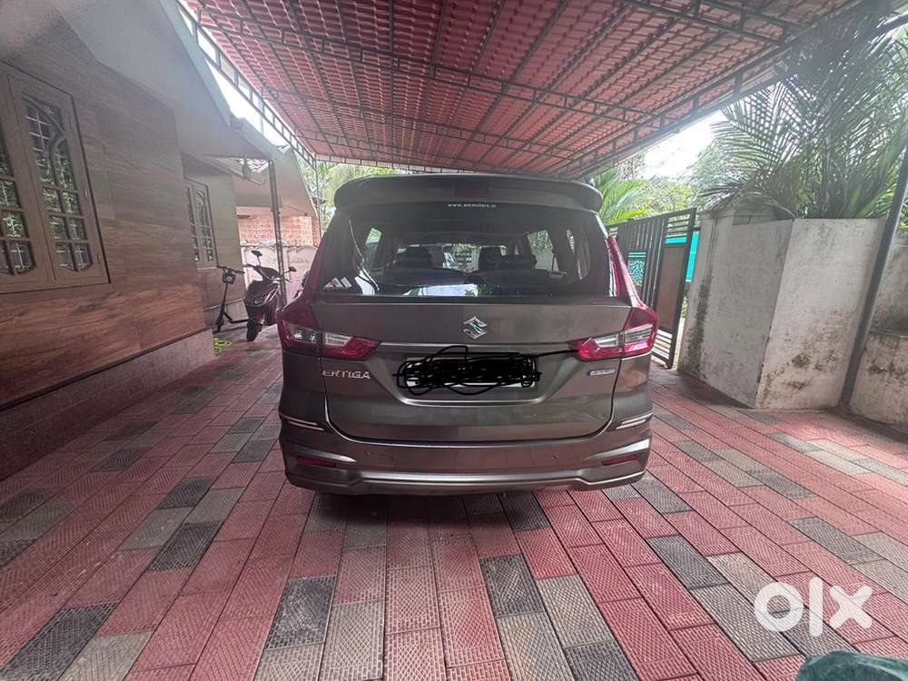 Maruti Suzuki Ertiga Smart Hybrid Vxi
