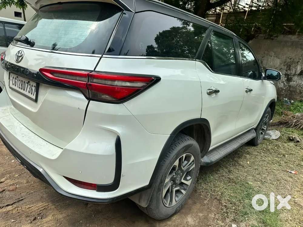 Toyota Fortuner Legender 2021 Diesel 4x2 At