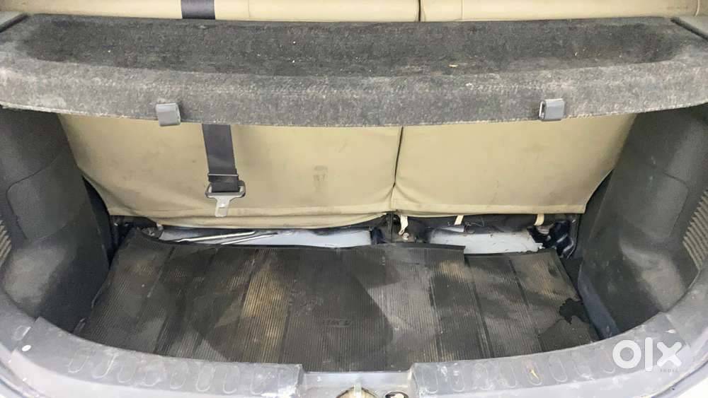 Maruti Suzuki Ritz Vxi, 2014, Petrol