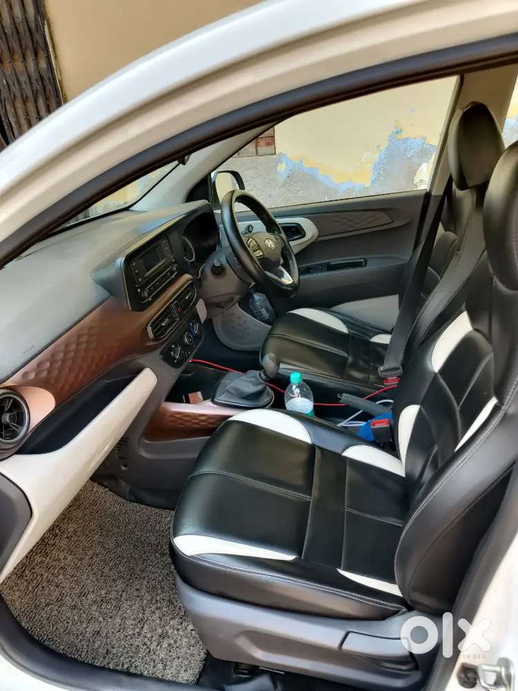 Hyundai Aura 2022 Variant