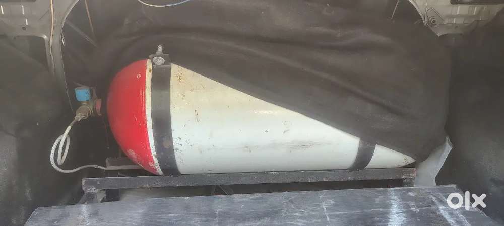 Want Sell Cng Kit With 14 Kg Cylinder